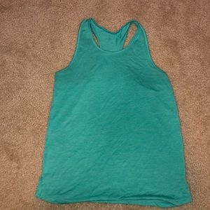 turquoise tank top